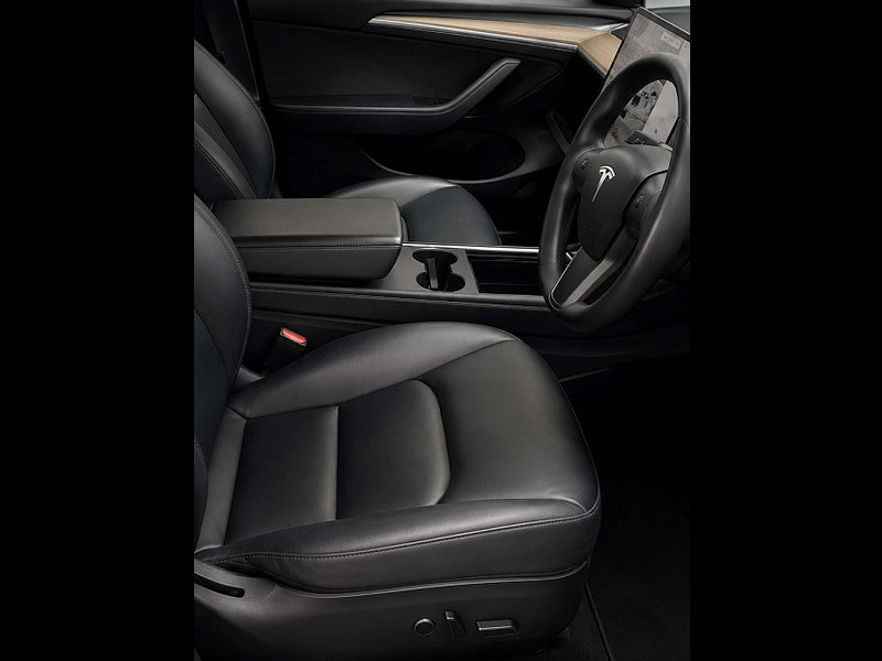 Tesla Model 3 Model 3 Standard Range + 4dr 4dr Automatic 2026