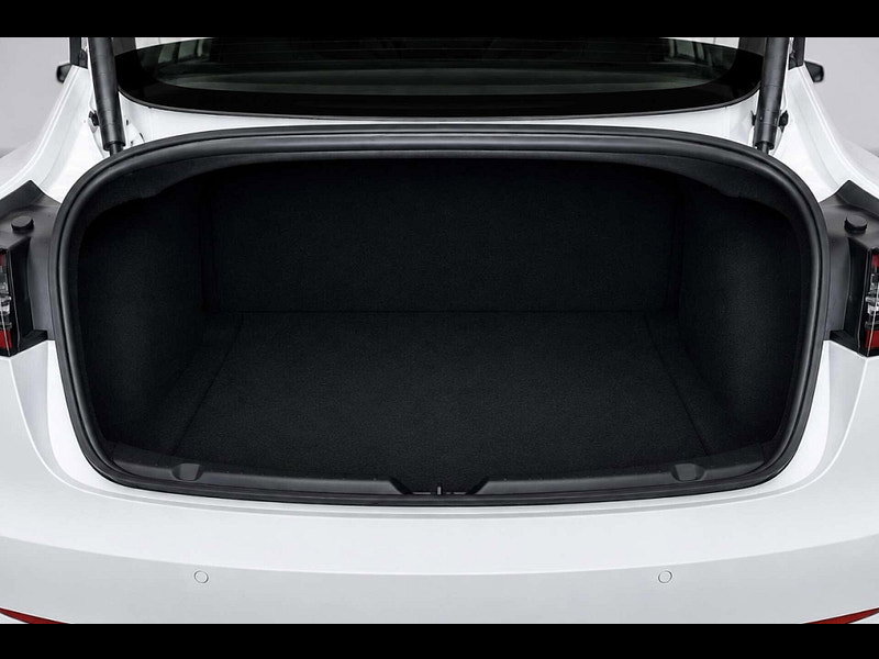 Tesla Model 3 Model 3 Standard Range + 4dr 4dr Automatic 2026