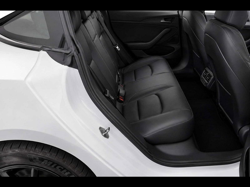 Tesla Model 3 Model 3 Standard Range + 4dr 4dr Automatic 2026
