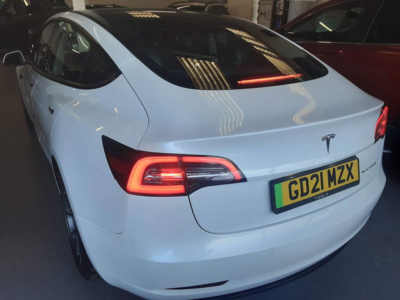 Tesla Model 3 (Dual Motor) Long Range Auto 4WDE 4dr 4dr Automatic 2026
