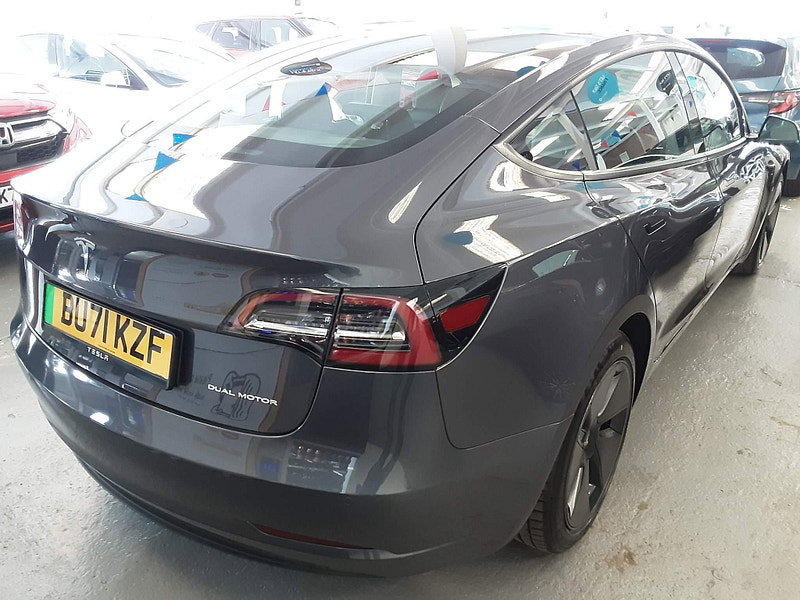 Tesla Model 3 (Dual Motor) Long Range Auto 4WDE 4dr 4dr Automatic 2026