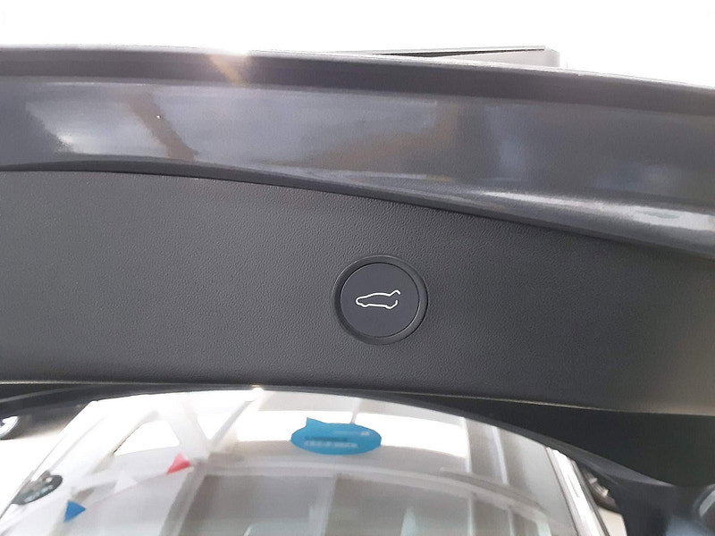 Tesla Model 3 (Dual Motor) Long Range Auto 4WDE 4dr 4dr Automatic 2026