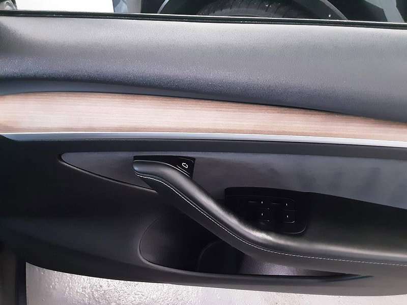 Tesla Model 3 (Dual Motor) Long Range Auto 4WDE 4dr 4dr Automatic 2026
