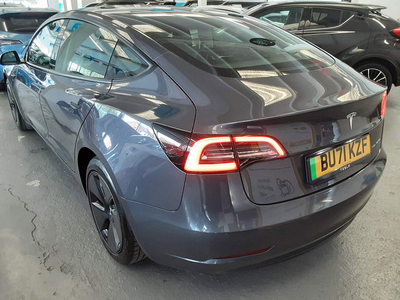 Tesla Model 3 (Dual Motor) Long Range Auto 4WDE 4dr 4dr Automatic 2026