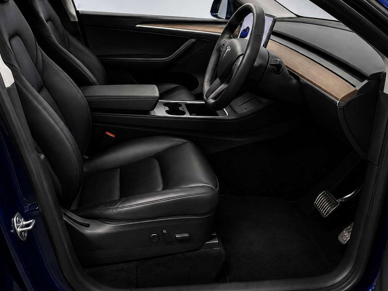 Tesla Model Y ModeL Y Long Range AWD 4WD 5dr 5dr Automatic 2026