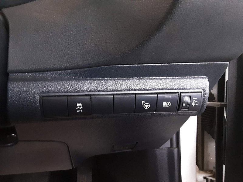 Toyota Corolla 1.8 VVT-h Icon Tech CVT Euro 6 (s/s) 5dr 5dr Automatic 2026