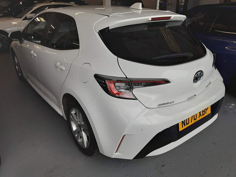 Toyota Corolla 1.8 VVT-h Icon Tech CVT Euro 6 (s/s) 5dr 5dr Automatic 2026