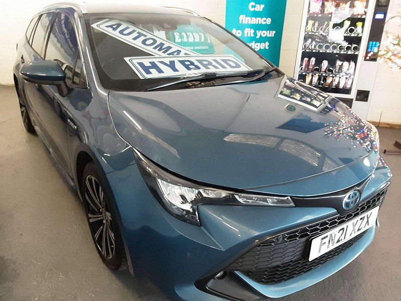 Toyota Corolla 2.0 VVT-h Design Touring Sports CVT Euro 6 (s/s) 5dr 5dr Automatic 2026