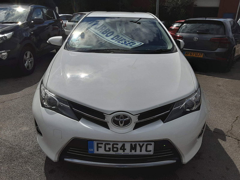 Toyota Auris 1.4 D-4D Excel Euro 5 (s/s) 5dr 5dr Manual 2026