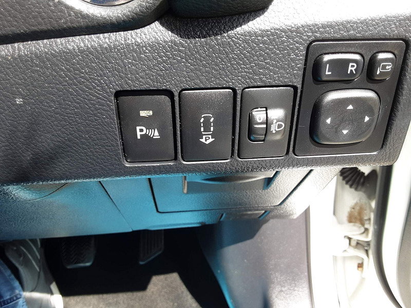 Toyota Auris 1.4 D-4D Excel Euro 5 (s/s) 5dr 5dr Manual 2026