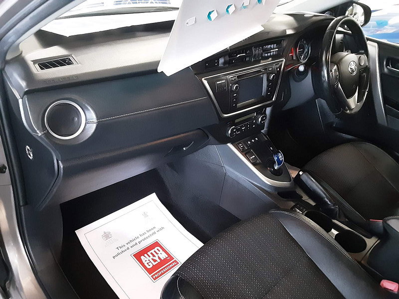 Toyota Auris 1.8 VVT-h Excel CVT Euro 5 (s/s) 5dr 5dr Automatic 2026