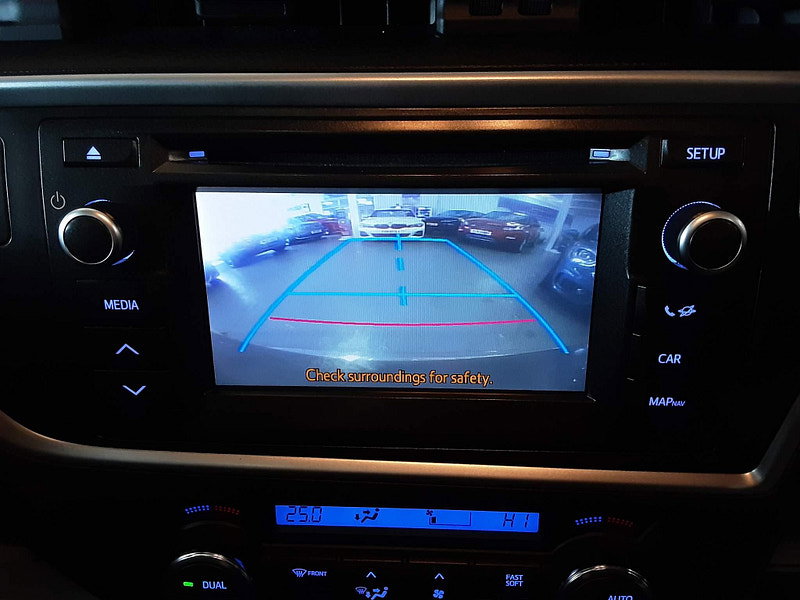 Toyota Auris 1.8 VVT-h Excel CVT Euro 5 (s/s) 5dr 5dr Automatic 2026