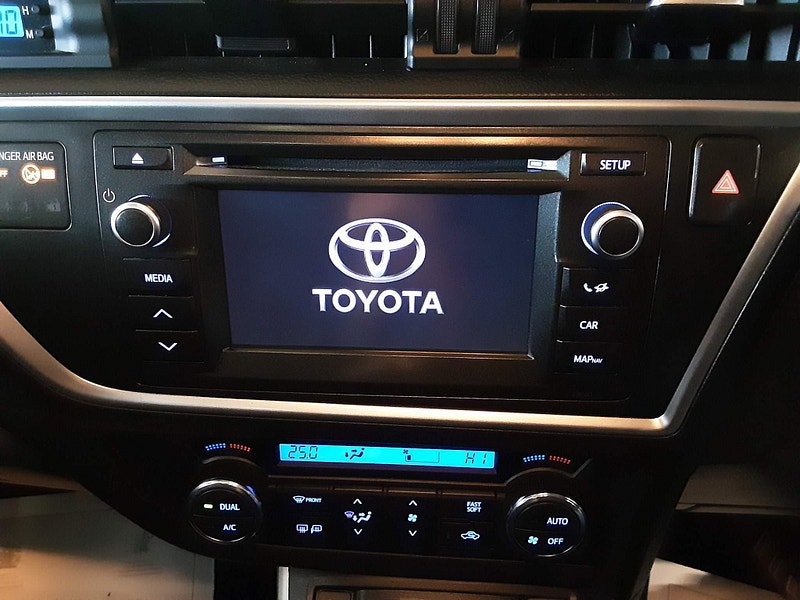 Toyota Auris 1.8 VVT-h Excel CVT Euro 5 (s/s) 5dr 5dr Automatic 2026