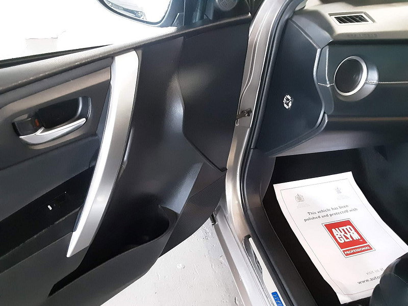 Toyota Auris 1.8 VVT-h Excel CVT Euro 5 (s/s) 5dr 5dr Automatic 2026