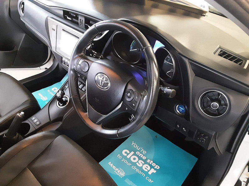 Toyota Auris 1.8 VVT-h Excel Touring Sports CVT Euro 6 (s/s) 5dr 5dr Automatic 2026