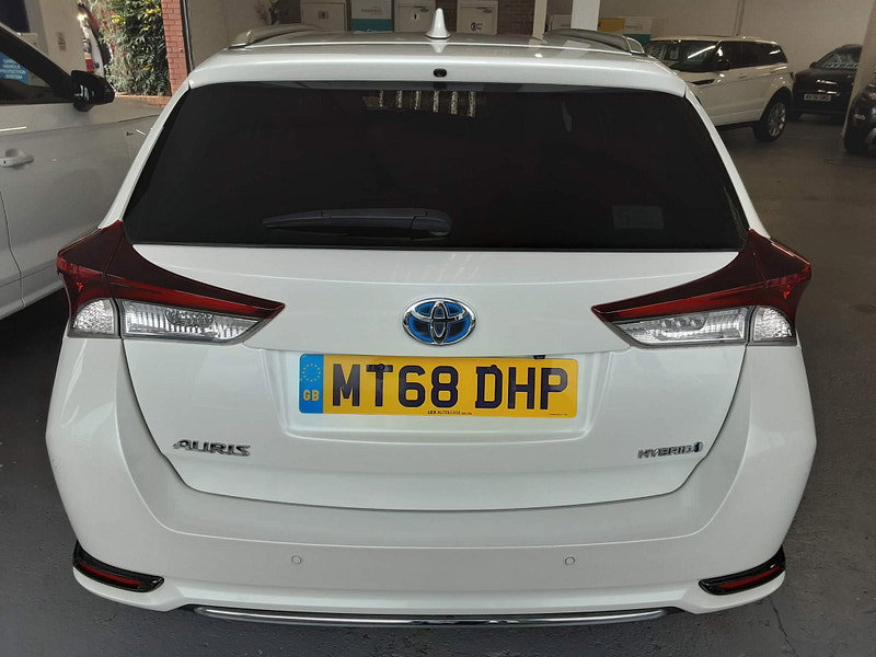 Toyota Auris 1.8 VVT-h Excel Touring Sports CVT Euro 6 (s/s) 5dr 5dr Automatic 2026