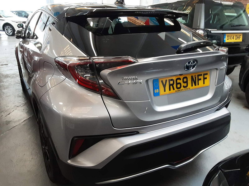 Toyota C-HR 1.8 VVT-h Dynamic CVT Euro 6 (s/s) 5dr 5dr Automatic 2026