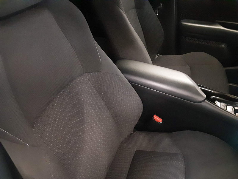 Toyota C-HR 1.8 VVT-h Dynamic CVT Euro 6 (s/s) 5dr 5dr Automatic 2026
