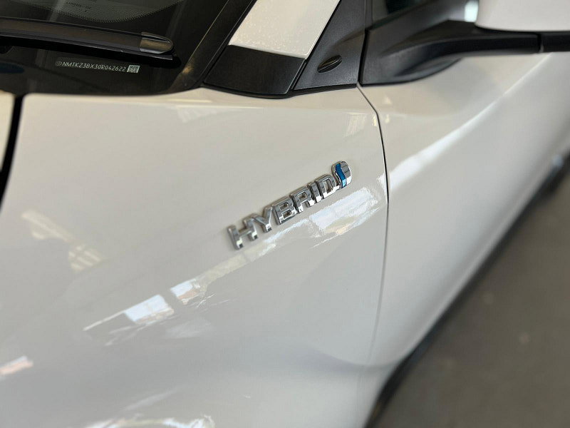 Toyota C-HR 1.8 VVT-h Excel CVT Euro 6 (s/s) 5dr 5dr Automatic 2026