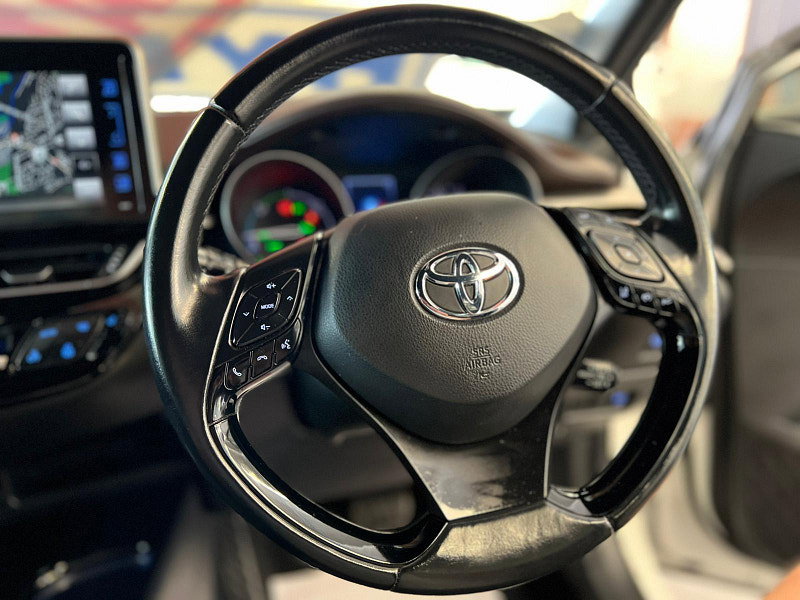 Toyota C-HR 1.8 VVT-h Excel CVT Euro 6 (s/s) 5dr 5dr Automatic 2026
