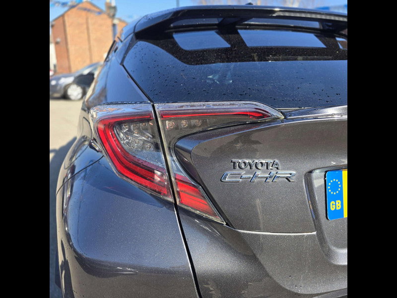 Toyota C-HR 1.8 C-HR-Dynamic HEV CVT 5dr 5dr Automatic 2026