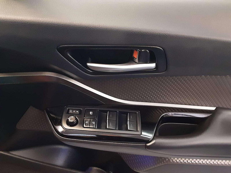 Toyota C-HR 2.0 VVT-h Orange Edition CVT Euro 6 (s/s) 5dr 5dr Automatic 2026