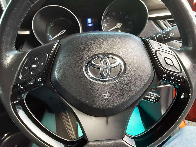 Toyota C-HR 2.0 VVT-h Orange Edition CVT Euro 6 (s/s) 5dr 5dr Automatic 2026