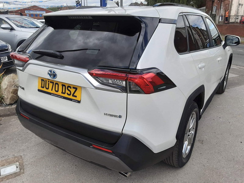 Toyota RAV4 2.5 VVT-h Design CVT Euro 6 (s/s) 5dr 5dr Automatic 2026