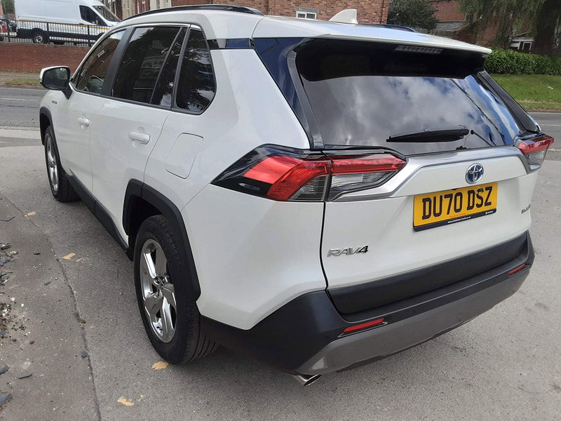 Toyota RAV4 2.5 VVT-h Design CVT Euro 6 (s/s) 5dr 5dr Automatic 2026