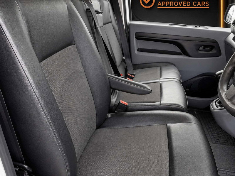 Vauxhall Vivaro 1.5 Vivaro F2700 Sportive S/S 2dr Manual 2026