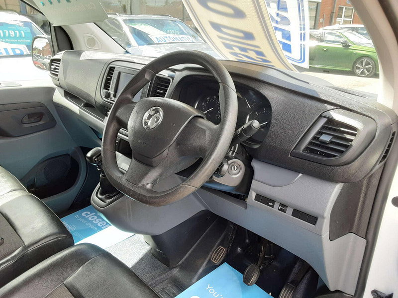 Vauxhall Vivaro 1.5 Vivaro F2700 Sportive S/S 2dr Manual 2026