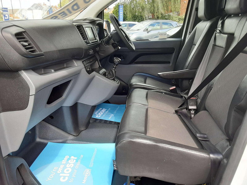 Vauxhall Vivaro 1.5 Vivaro F2700 Sportive S/S 2dr Manual 2026