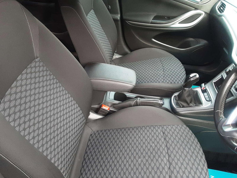 Vauxhall Astra 1.5 Astra Business Edition Nav TD 5dr 5dr Manual 2026
