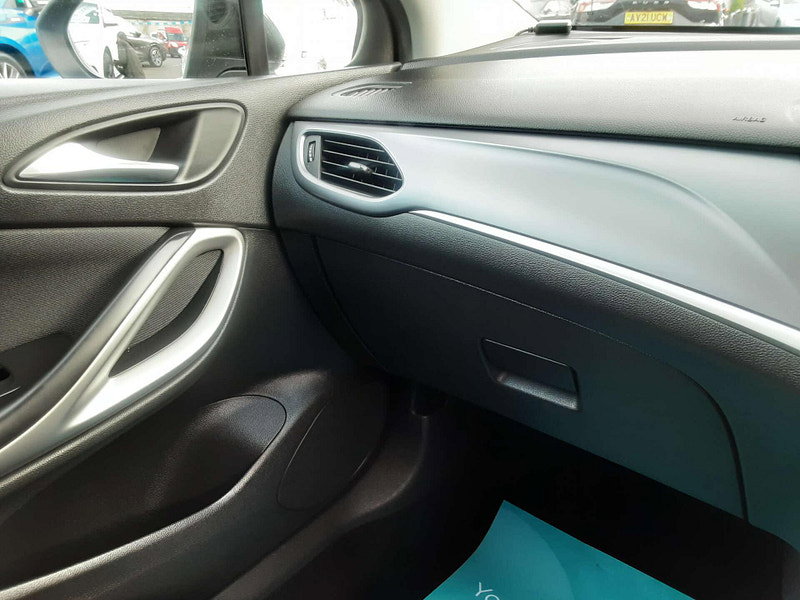 Vauxhall Astra 1.5 Astra Business Edition Nav TD 5dr 5dr Manual 2026