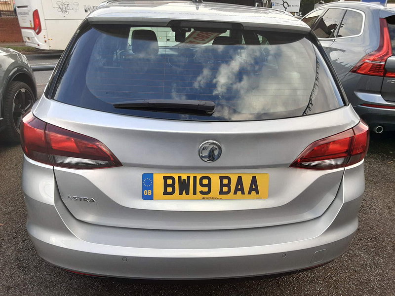 Vauxhall Astra 1.6 CDTi BlueInjection SRi Nav Sports Tourer Auto Euro 6 (s/s) 5dr 5dr Automatic 2026