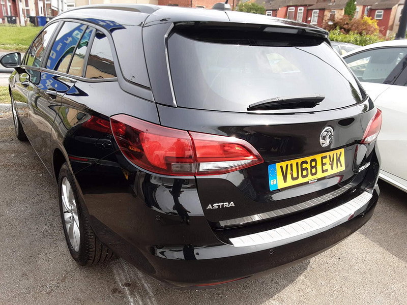 Vauxhall Astra 1.6 CDTi ecoTEC BlueInjection Tech Line Nav Sports Tourer Euro 6 (s/s) 5dr 5dr Manual 2026