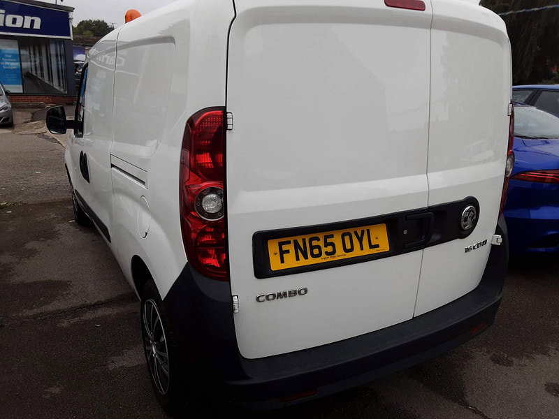 Vauxhall Combo 1.6 CDTi 2300 16v FWD L2 H1 (s/s) 3dr 3dr Manual 2026