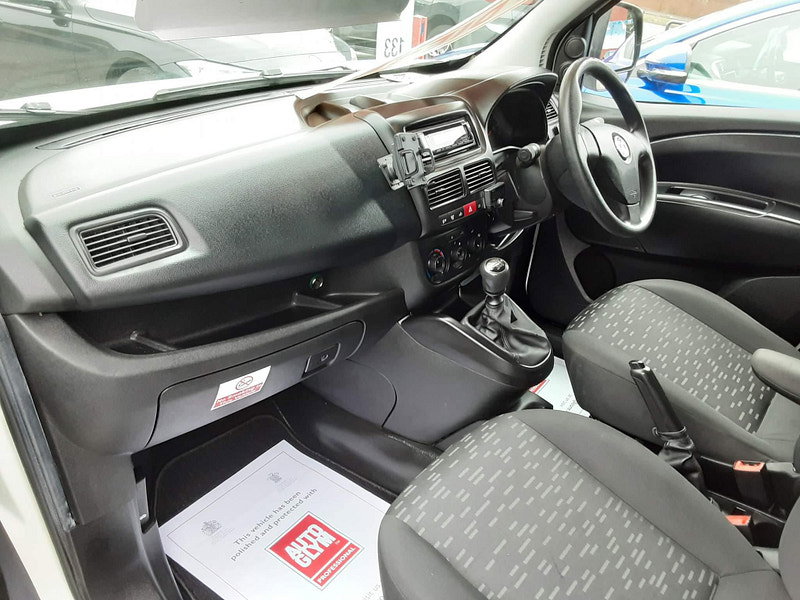Vauxhall Combo 1.6 CDTi 2300 16v FWD L2 H1 (s/s) 3dr 3dr Manual 2026