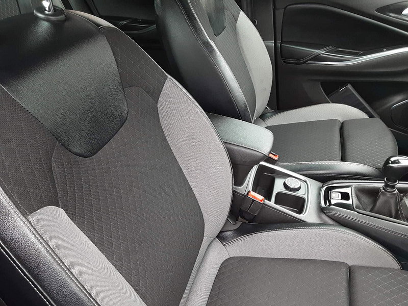 Vauxhall Grandland X 1.5 Turbo D BlueInjection Tech Line Nav Euro 6 (s/s) 5dr 5dr Manual 2026