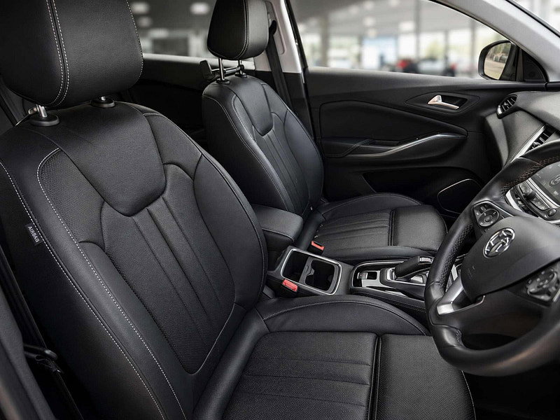 Vauxhall Grandland X 1.6 Grandland X Business Edition Nav Premium Hybrid4 Auto 4WD 5dr 5dr Automatic 2026