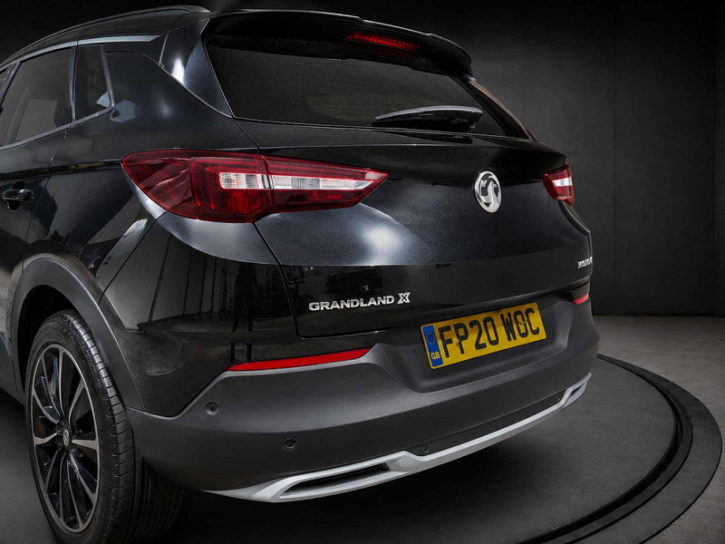 Vauxhall Grandland X 1.6 Grandland X Business Edition Nav Premium Hybrid4 Auto 4WD 5dr 5dr Automatic 2026