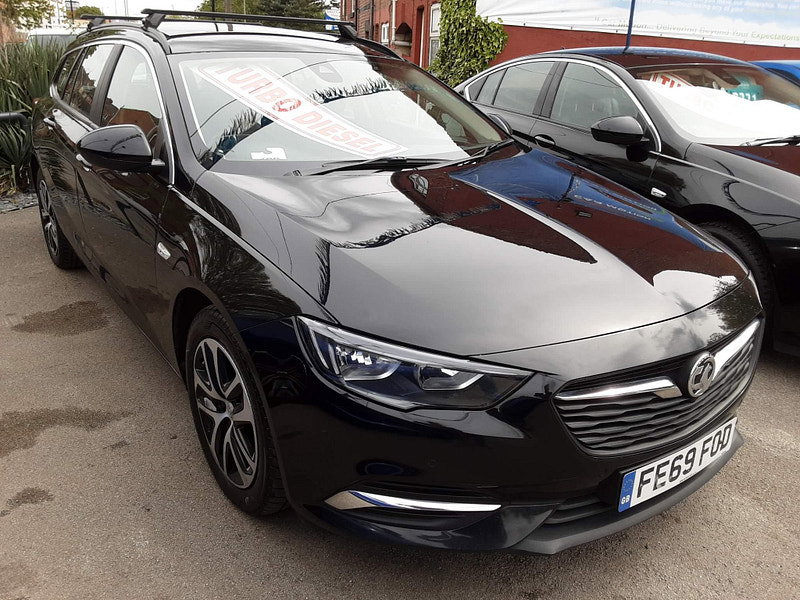 Vauxhall Insignia 1.6 Turbo D ecoTEC BlueInjection Design Sports Tourer Euro 6 (s/s) 5dr 5dr Manual 2026