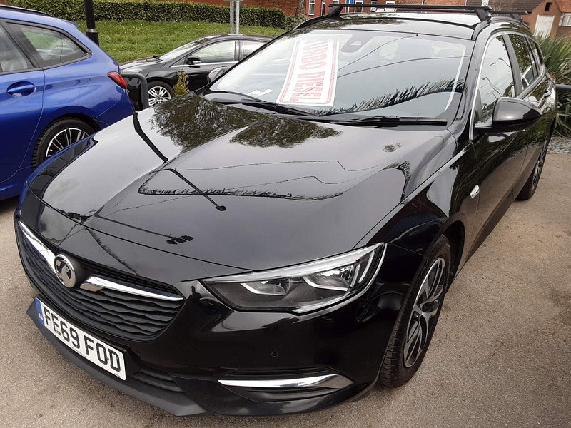 Vauxhall Insignia 1.6 Turbo D ecoTEC BlueInjection Design Sports Tourer Euro 6 (s/s) 5dr 5dr Manual 2026