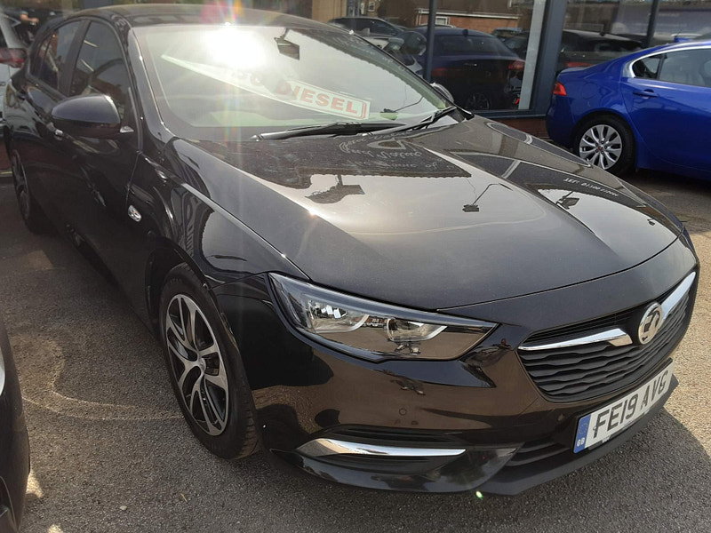 Vauxhall Insignia 1.6 Turbo D ecoTEC Design Nav Grand Sport Euro 6 (s/s) 5dr 5dr Manual 2026