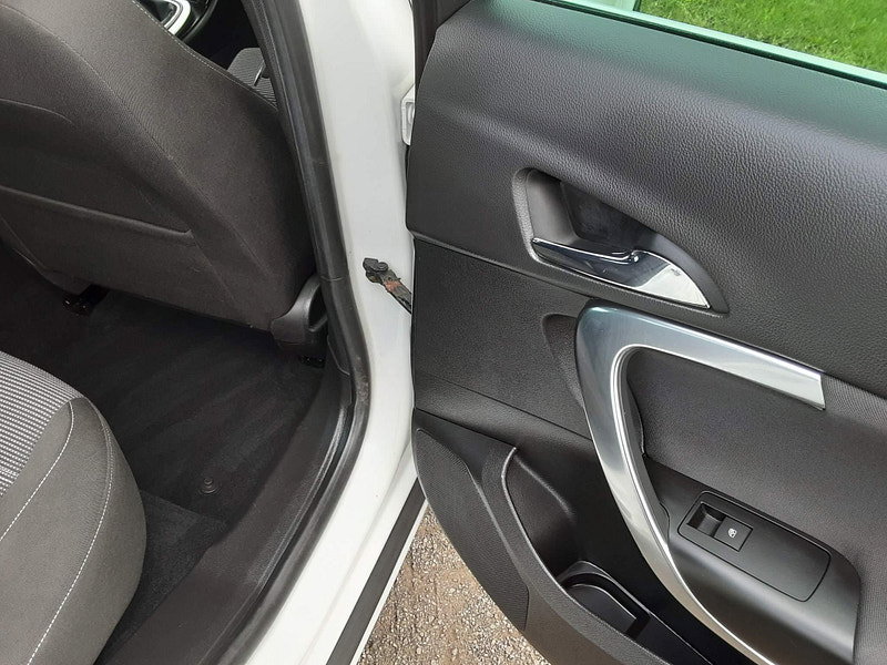 Vauxhall Insignia 1.6 CDTi SRi VX Line Nav Euro 6 (s/s) 5dr 5dr Manual 2026