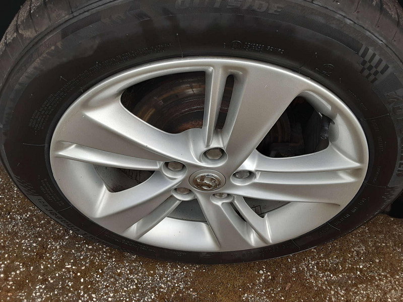 Vauxhall Insignia 1.6 Insignia Tech Line Nav ecoTec TD 5dr 5dr Manual 2026