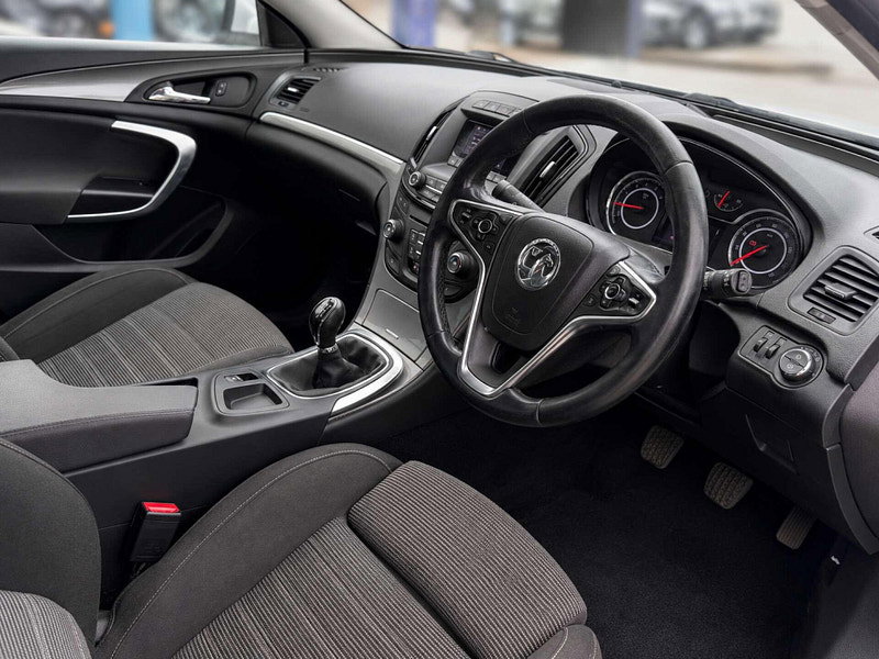 Vauxhall Insignia 1.6 Insignia SRi CDTi ecoFLEX S/S 5dr 5dr Manual 2026