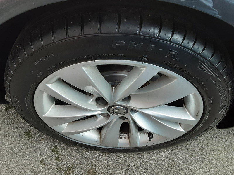 Vauxhall Insignia 2.0 CDTi SRi Nav Auto Euro 5 5dr 5dr Automatic 2026