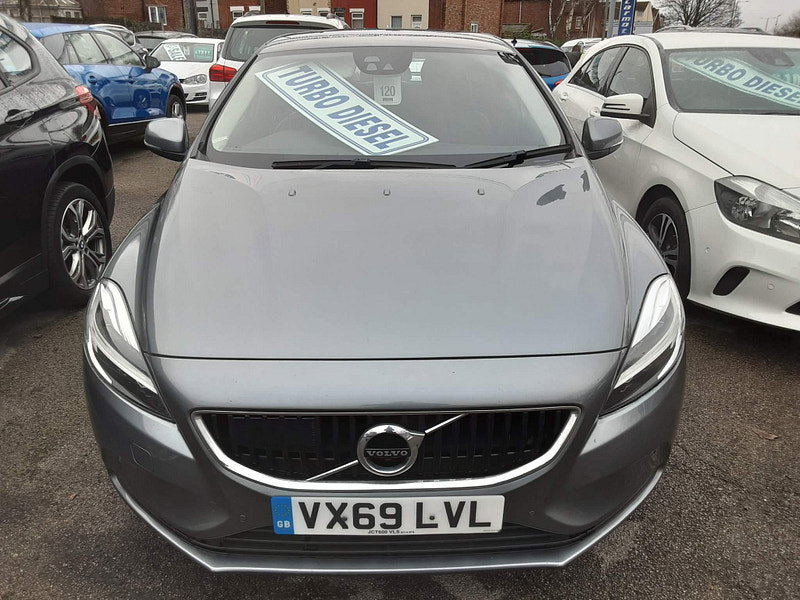 Volvo V40 2.0 D2 Momentum Edition Euro 6 (s/s) 5dr 5dr Manual 2026