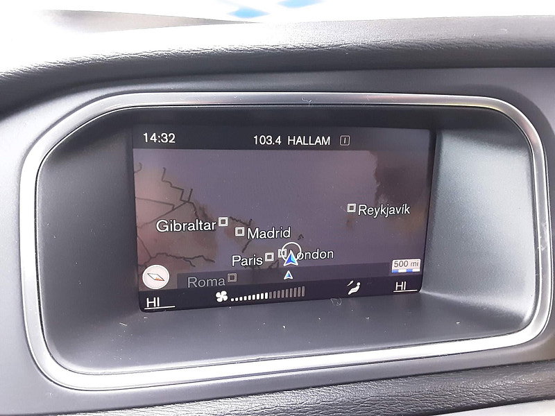 Volvo V40 2.0 D2 Momentum Edition Euro 6 (s/s) 5dr 5dr Manual 2026